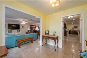 305 HERNANDO ROAD, WINTER HAVEN, FL 33884 - MLS#MFRP4937701