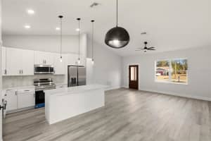 3825 CITROEN DRIVE, SEBRING, FL 33872 - MLS#MFRP4937753