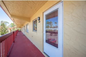 400 EL CAMINO DRIVE, WINTER HAVEN, FL 33884 - MLS#MFRP4937770