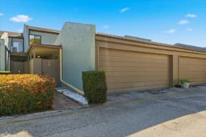 2500 21ST STREET, WINTER HAVEN, FL 33881 - MLS#MFRP4937851