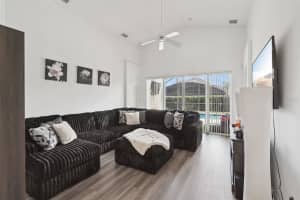 1058 Tuscan Hills Blvd Davenport, FL 33897 - Off Market