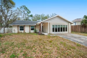 132 ALACHUA DRIVE, WINTER HAVEN, FL 33884 - MLS#MFRP4937917