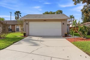 4454 GLENNS LANDING, WINTER HAVEN, FL 33884 - MLS#MFRP4938011