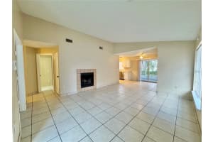 817 WHISPER LAKE COURT, WINTER HAVEN, FL 33880 - MLS#MFRP4938016