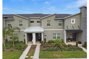 1208 Challenge Dr, DAVENPORT