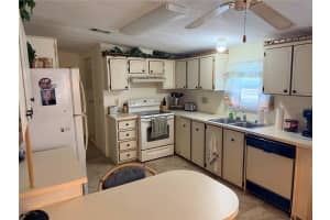 410 VILLAGE CIRCLE, WINTER HAVEN, FL 33880 - MLS#MFRP4938198