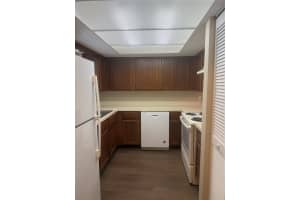 607 COUNTRY LANE, WINTER HAVEN, FL 33881 - MLS#MFRP4938221