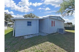 4925 FOXWOOD LAKE DR, LAKELAND, FL 33810 - MLS#MFRP4938227