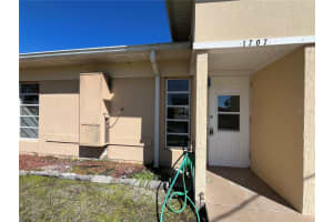 1707 Club Cir #1707, LAKESHORE