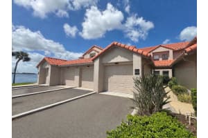 715 Magnolia Pl #715, WINTER HAVEN