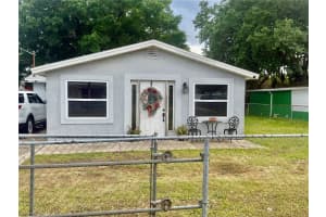 104 CAVALIER ROAD, WINTER HAVEN, FL 33880 - MLS#MFRP4938348