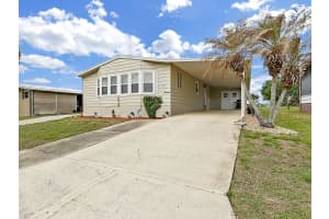 4966 DEERWOOD DR, LAKELAND, FL 33810 - MLS#MFRP4938408