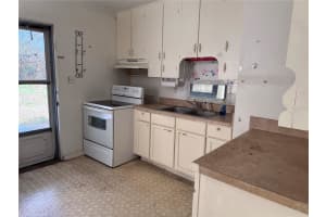 128 CENTER STREET, WINTER HAVEN, FL 33880 - MLS#MFRP4938433