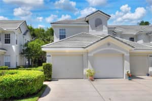 606 GRASSLANDS VILLAGE CIRCLE, LAKELAND, FL 33803 - MLS#MFRP4938504