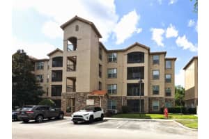 8010 Tuscany Way #5104, DAVENPORT
