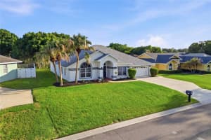 737 SANTA MARIA DRIVE, WINTER HAVEN, FL 33884 - MLS#MFRP4938535