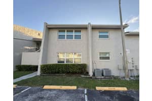 1103 CYPRESS GARDENS BOULEVARD, WINTER HAVEN, FL 33884 - MLS#MFRP4938564
