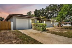 201 E Pine St, DAVENPORT 201 E Pine St, DAVENPORT