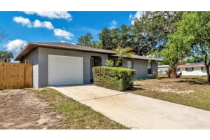 201 PINE STREET, DAVENPORT, FL 33837 - MLS#MFRP4938637