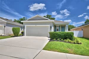 868 BLUE CREEK DRIVE, HAINES CITY, FL 33844 - MLS#MFRP4938642
