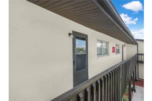 900 AVENUE Z SE #D6, WINTER HAVEN, FL 33880 - MLS#MFRP4938685