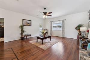 1019 ROBIN LANE, WINTER HAVEN, FL 33884 - MLS#MFRP4938690