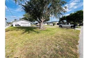 908 LAKE JESSIE DRIVE, WINTER HAVEN, FL 33881 - MLS#MFRP4938735