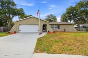 552 HARDENOAK BOULEVARD, LAKELAND, FL 33813 - MLS#MFRP4938771
