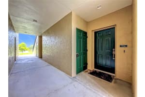 704 EAGLE POND DRIVE, WINTER HAVEN, FL 33884 - MLS#MFRP4938866