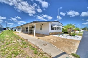4132 SPRUCEWOOD STREET, WINTER HAVEN, FL 33880 - MLS#MFRP4938951