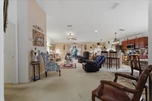504 JESSAMINE DR, DAVENPORT, FL 33837 - MLS#MFRP4938958