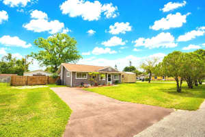 142 MARTHA DRIVE, LAKE WALES, FL 33898 - MLS#MFRP4938962
