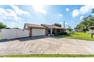 7003 SHEFFIELD DRIVE, LAKELAND, FL 33810 - MLS#MFRP4939085