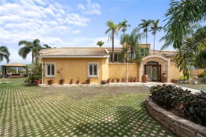 10 Ridgetop Humacao, FL 00791 - MLS#MFRPR9105079