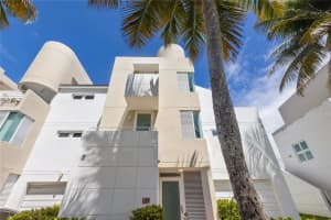 87 Villas De Golf Este Dorado, FL 00646 - MLS#MFRPR9106386