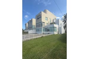 Calle Kennedy Villas Golf Calle Kennedy Dorado, FL 00646 - MLS#MFRPR9110415