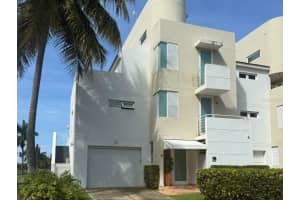 Calle Kennedy Villas Golf Calle Kennedy Dorado, FL 00646 - MLS#MFRPR9110415