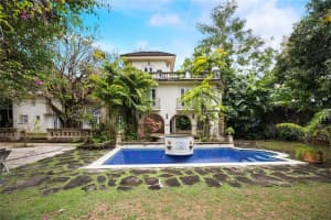 Urb. San Patricio Rivera Ferrer St. #30 Guaynabo, FL 00966 - MLS#MFRPR9113208