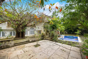 Urb. San Patricio Rivera Ferrer St. #30 Guaynabo, FL 00966 - MLS#MFRPR9113208