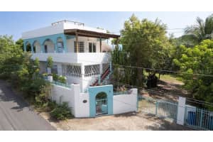 28 Quinta Vagabundo Vieques, FL 00765 - MLS#MFRPR9114494