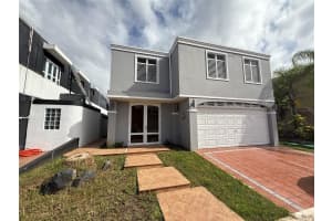 Jardines De Casablanca J5 Calle California Toa Alta, FL 00953 - MLS#MFRPR9115097