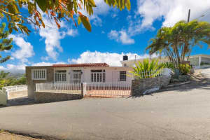 . Sr 165 Km 8.5 Sector El Winche Toa Alta, FL 00953 - MLS#MFRPR9115124