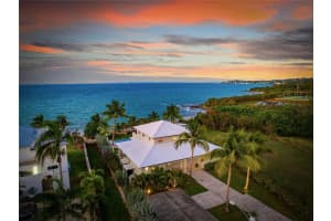Beach Village #8 Carr 200 Km 3.1 Vieques, FL 00765 - MLS#MFRPR9115331