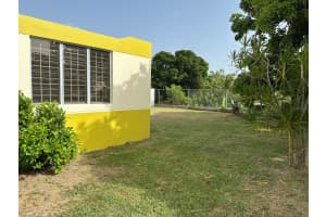 Urb. Solymar F-11 Calle Arecife Patillas, FL 00723 Sold 10/18/25