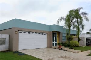 450 Calle Ausubo Toa Alta, FL 00953 - MLS#MFRPR9115600