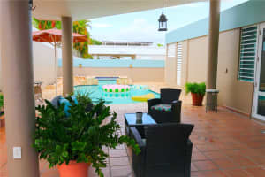 450 Calle Ausubo Toa Alta, FL 00953 - MLS#MFRPR9115600