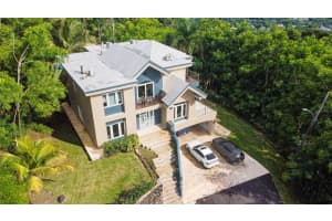 Carr 831 Km 6.5 Int. Bo. Minillas Bayamon, FL 00956 - MLS#MFRPR9116120