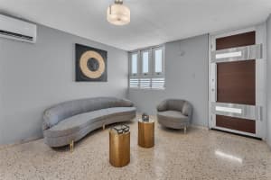 40 Altura De Bucarones Toa Alta, FL 00953 - MLS#MFRPR9116240