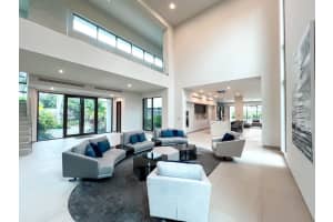 61 Golf View Dr Dorado, FL 00646 - MLS#MFRPR9117898