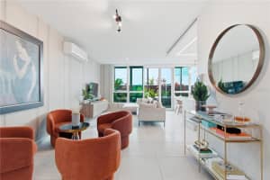 44 Riviera Court Bayamon, FL 00959 - MLS#MFRPR9119074